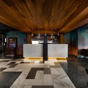 **** Hotell Empire Kanada