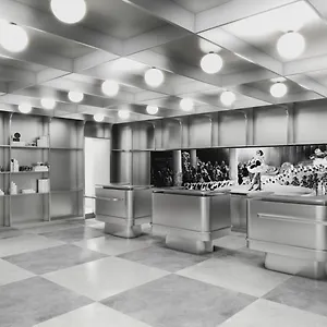 Revery Downtown, Curio Collection By Hilton Hotel