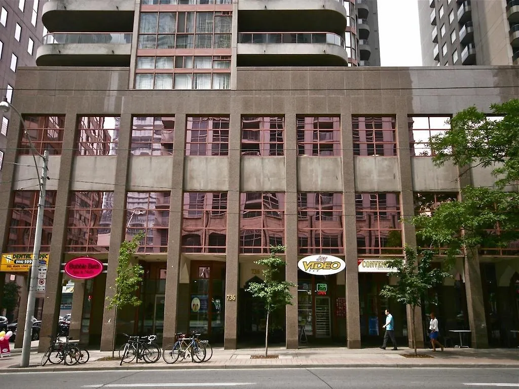 Canada Suites On Bay, Established 1998 Toronto