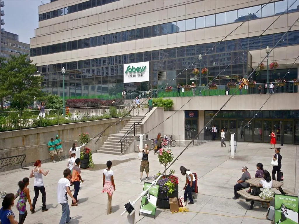 Aparthotel Canada Suites On Bay, Established 1998 Toronto