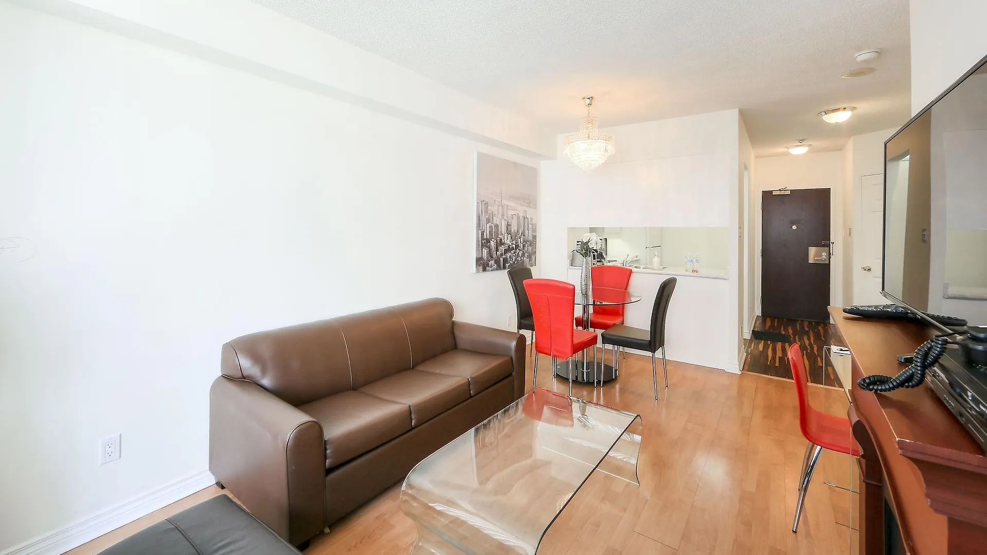 Canada Suites On Bay, Established 1998 Toronto Aparthotel
