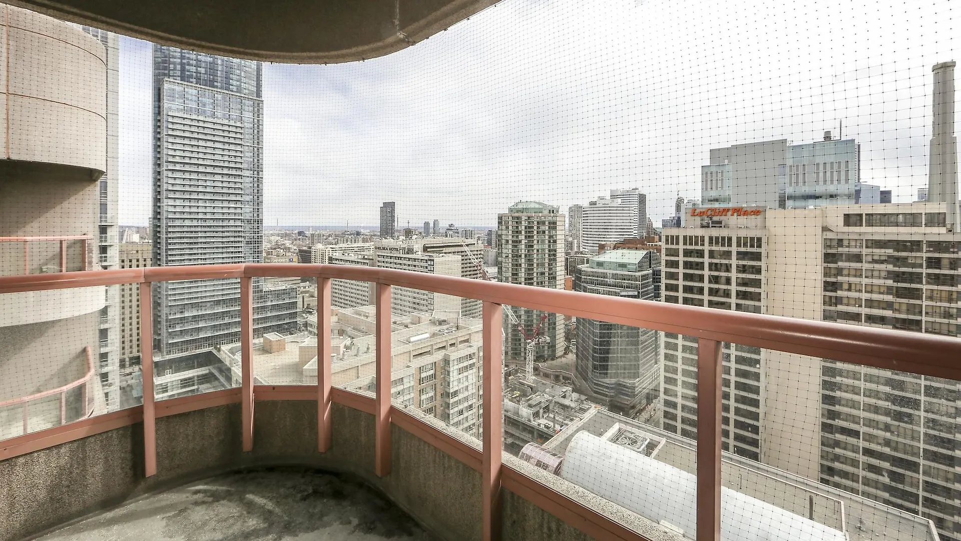Canada Suites On Bay, Established 1998 Toronto Canada