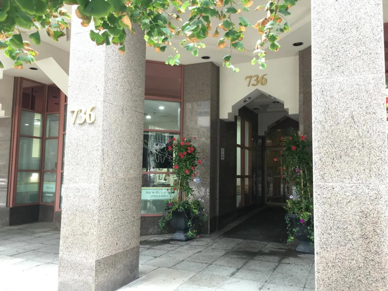 Aparthotel Canada Suites On Bay, Established 1998 Toronto